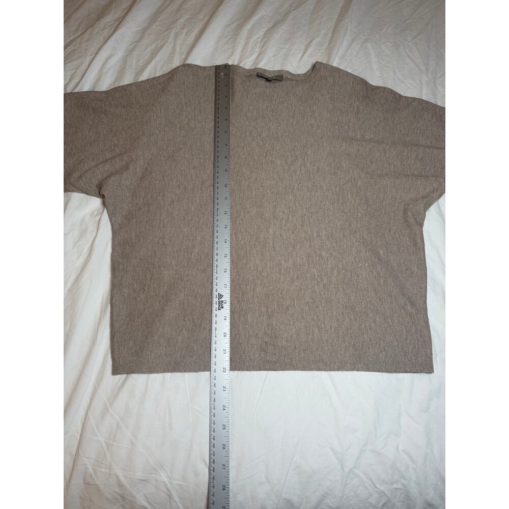 Mila Minimalist Relaxed Crewneck Knit Sweater Size S Clean Girl Quiet Luxury - Picture 9 of 10